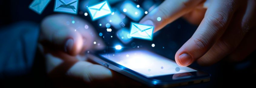 Почему SMS до сих пор остаются мощным инструментом в цифровых продуктах